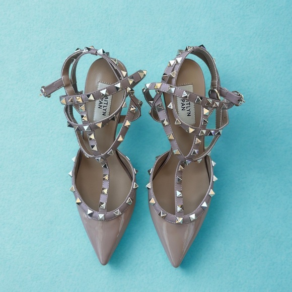 Kaitlyn Pan Poudre Patent Kitten Heels – Nude Trim with Gold Studs Size 8.5 - Picture 3 of 7